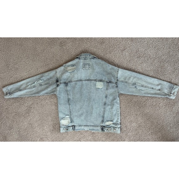 Forever 21 Distressed Denim Jacket Light Wash Oversized Jean Trucker Small - Picture 14 of 16